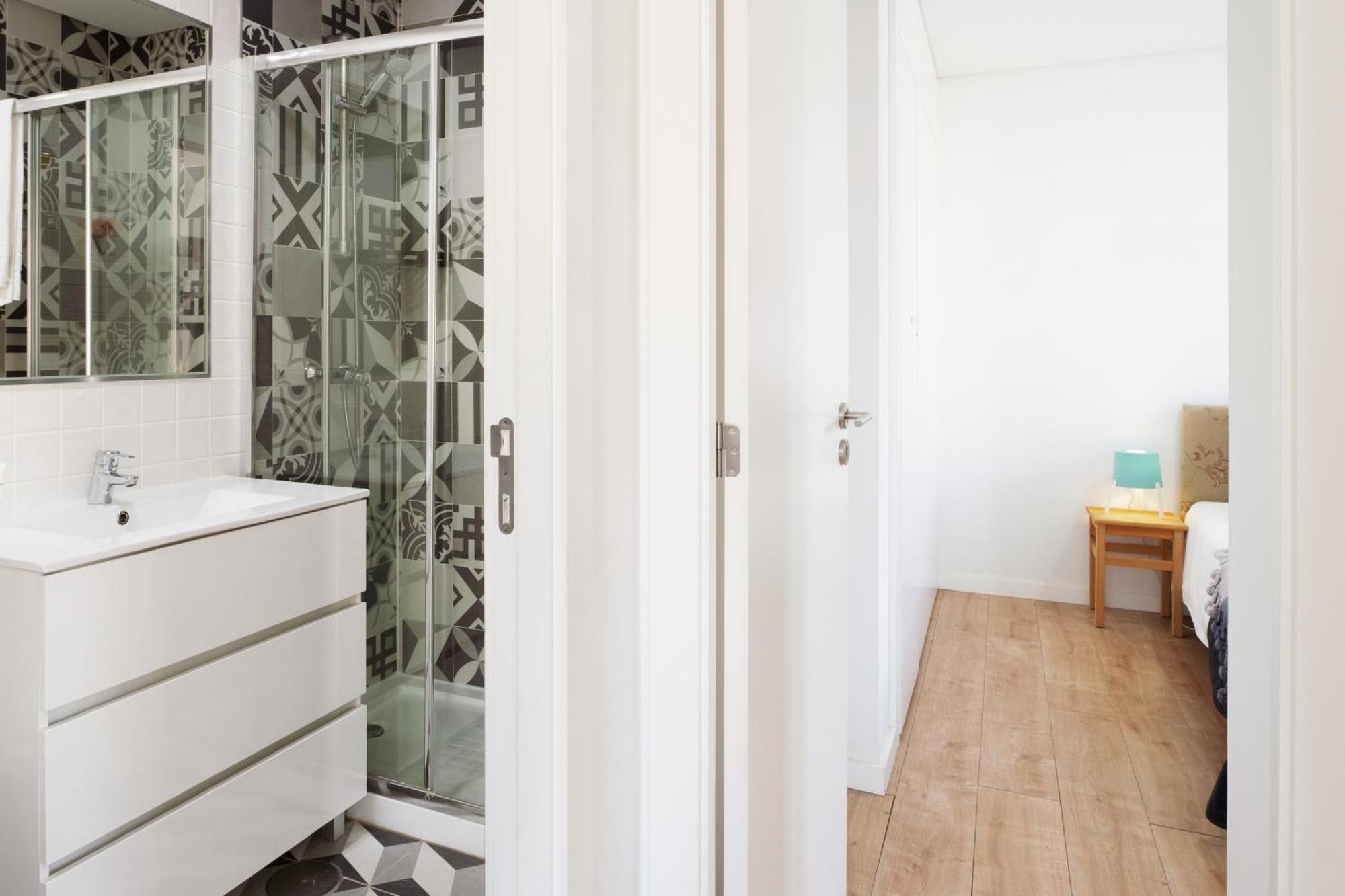 Appartement Host Wise - Flat W Free Private Parking - Bright & Cozy à OOporto Extérieur photo